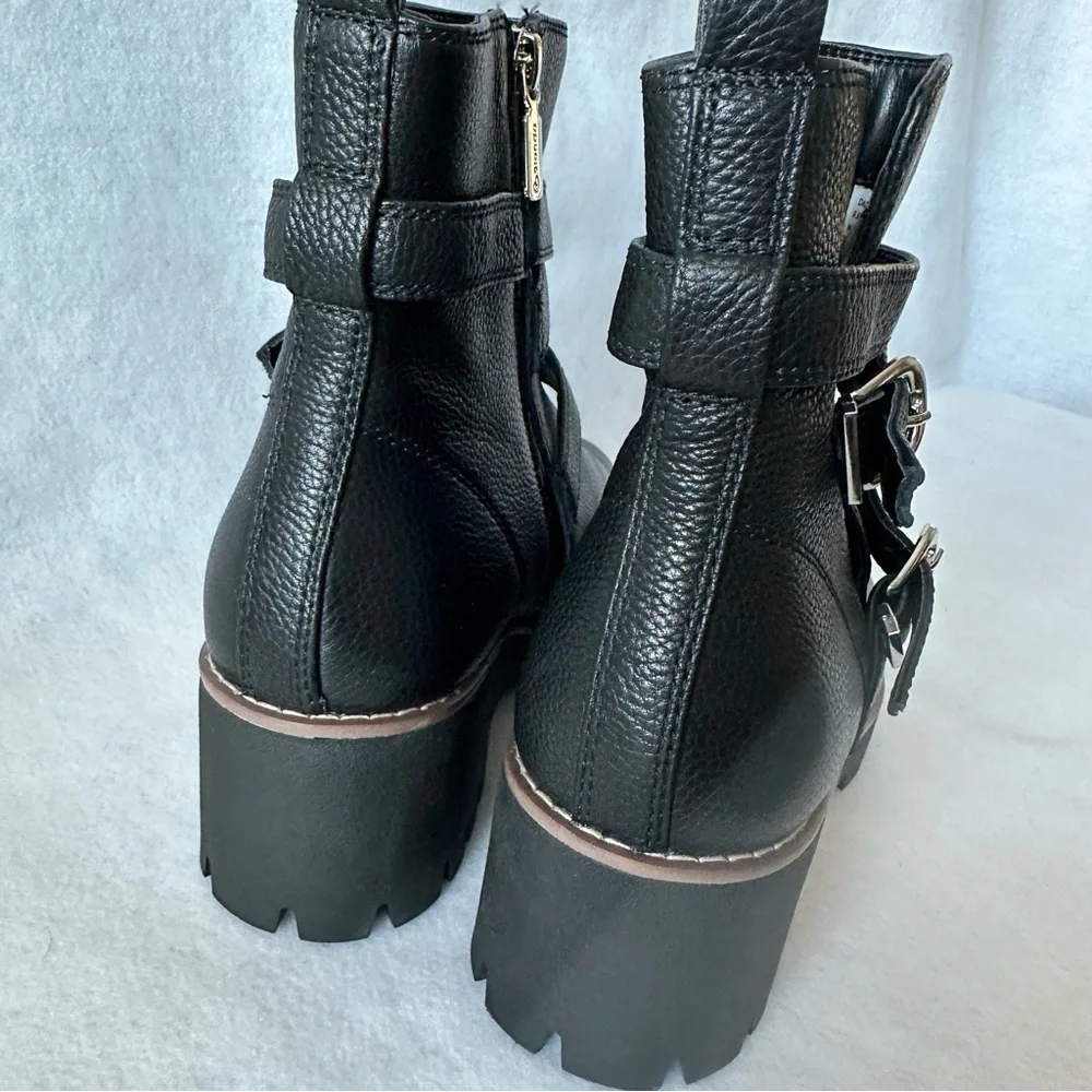 Blondo Dazie Waterproof Black Leather Buckle Strap Lug Sole Bootie. Sz: 9.5